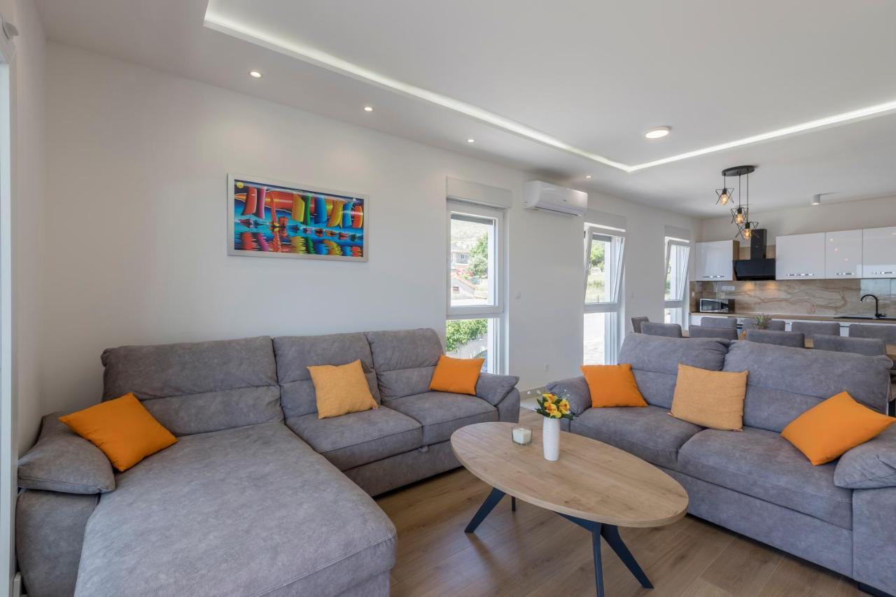 Luxury Villa La Nonna Ana - Heated Pool, Sea View, Near Split Kastela Luaran gambar