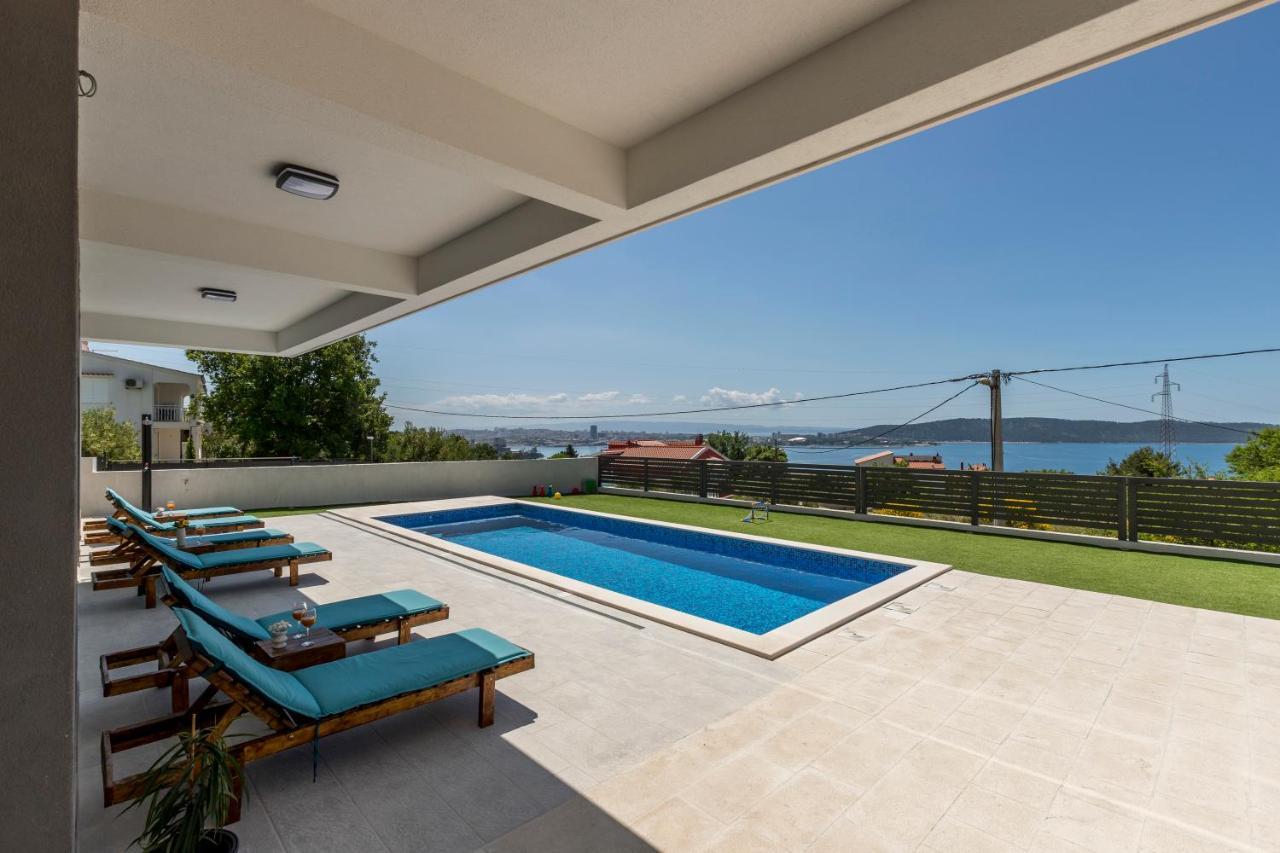 Luxury Villa La Nonna Ana - Heated Pool, Sea View, Near Split Kastela Luaran gambar