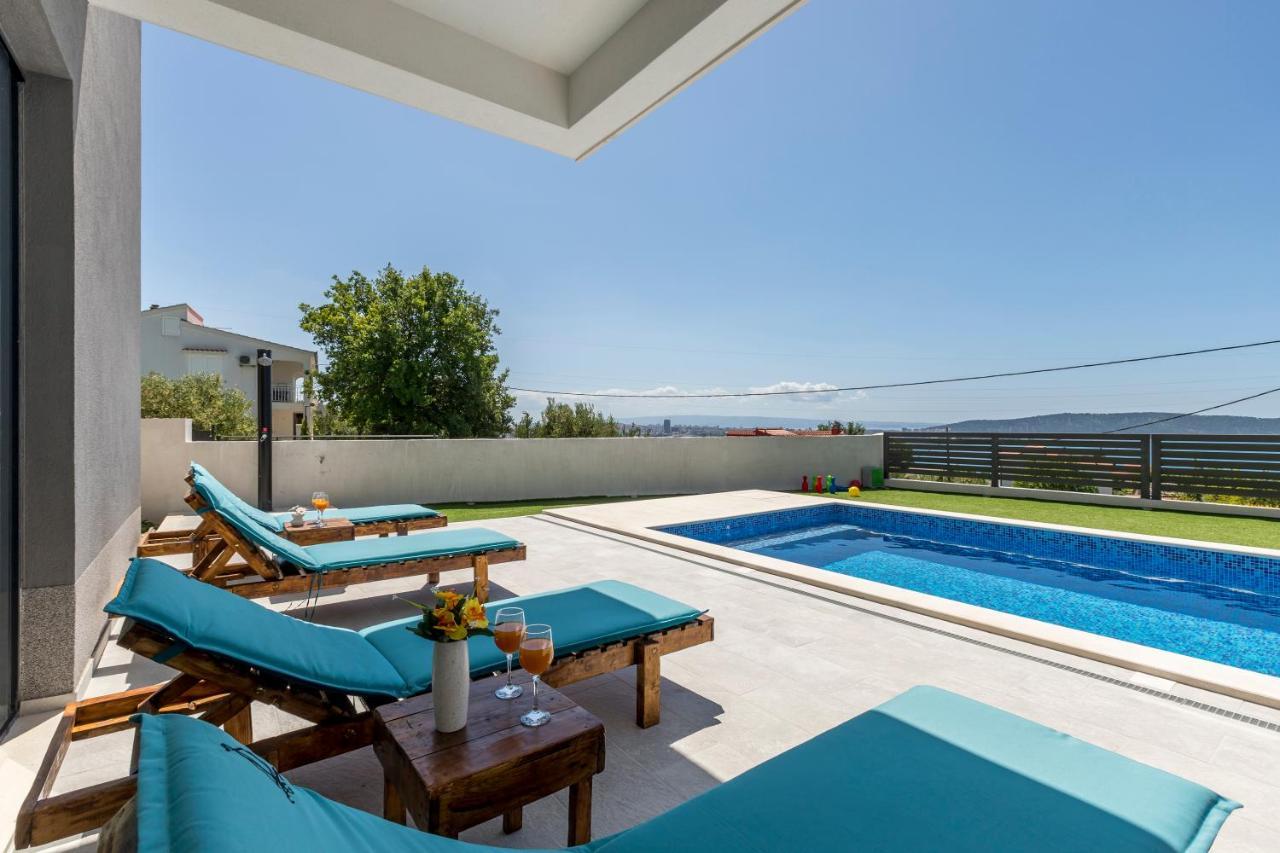 Luxury Villa La Nonna Ana - Heated Pool, Sea View, Near Split Kastela Luaran gambar